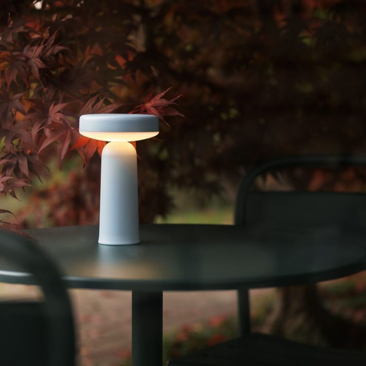 Ease Portable Lamp